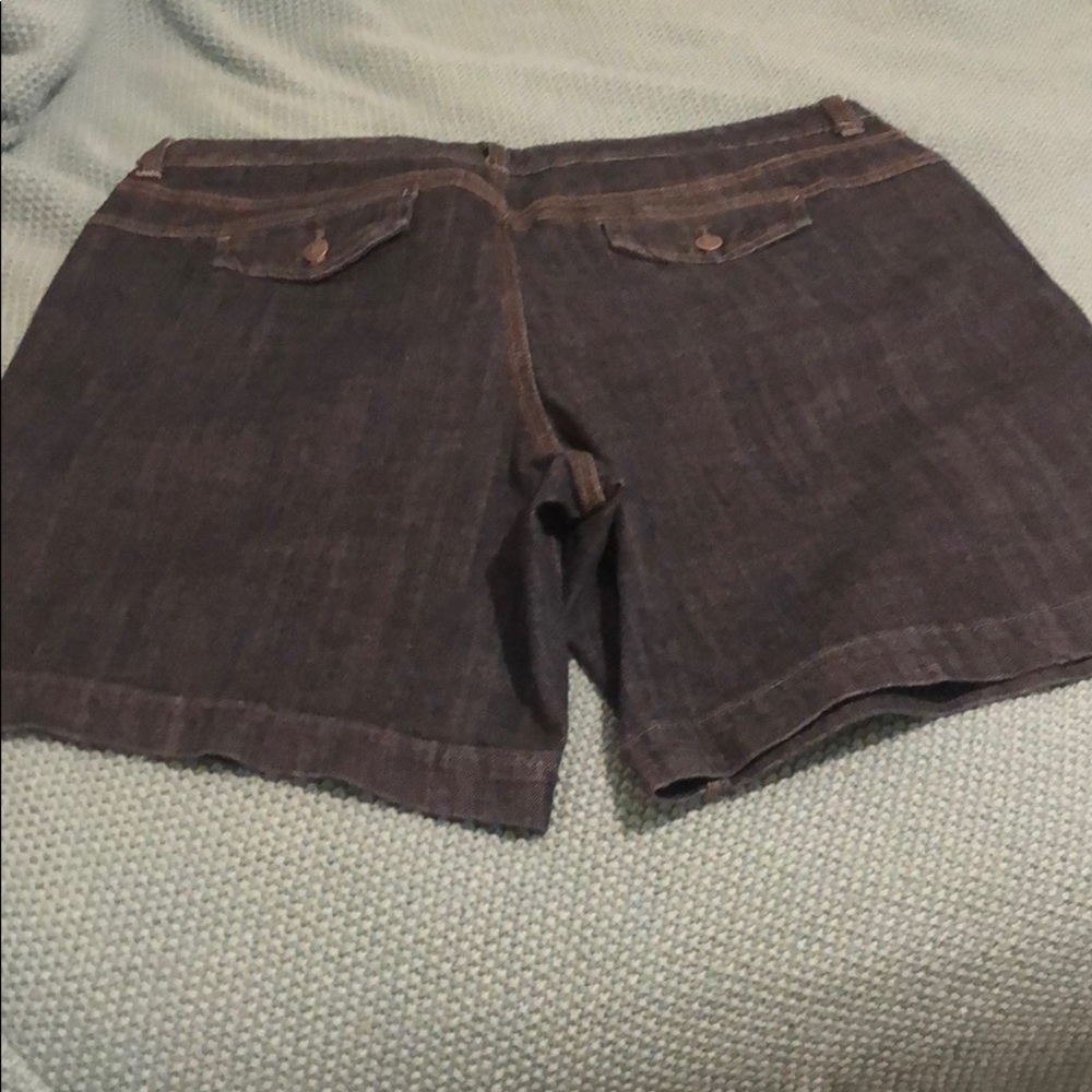 Shorts - Picture 2 of 2